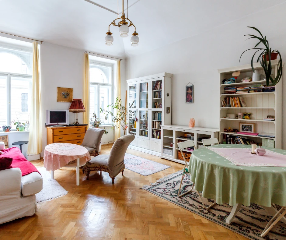 Rooms and private accommodation