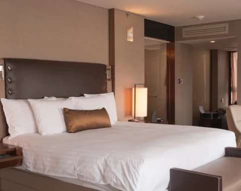 Przewodnik po Polskich Hotelach 🏩